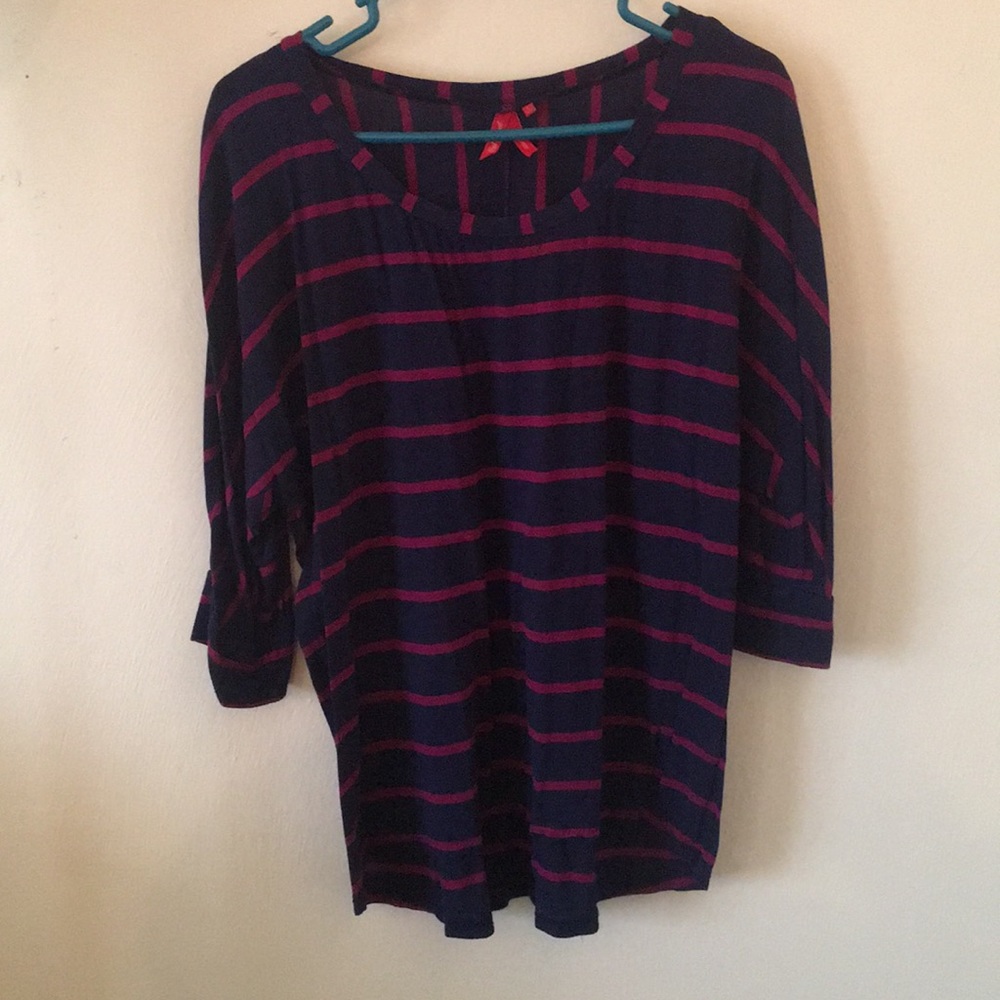 Navy and magenta striped tunic with 3/4 sleeves